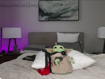 webcam couple ari_lovexo live cam image #6676135