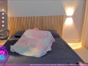 webcam girl little_effy18 live cam image #6877724