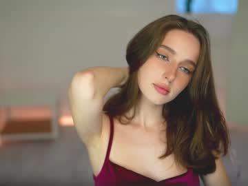 webcam girl silent_chill live cam image #9857417