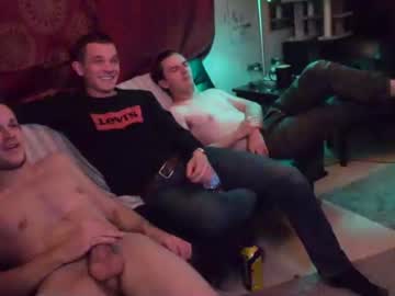webcam man hollandhousestudios live cam image #1556380