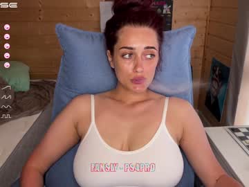 webcam girl ps4pro live cam image #9556587