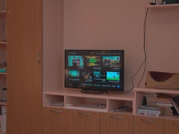 webcam girl tiny_miracle live cam image #9829696