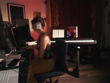 webcam girl kaileeshy live cam image #887727