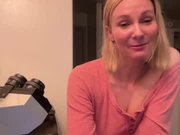 webcam girl kaileeshy live cam image #7023257