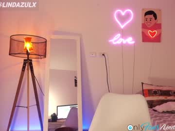 webcam girl lindabluee live cam image #4044009