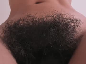 webcam girl bush_woman live cam image #11407998