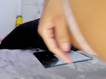 webcam girl mollyjams77 live cam image #8855165