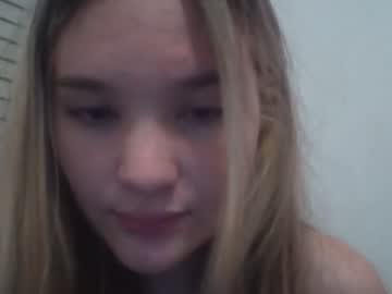 webcam girl pinkklola2 live cam image #2496902