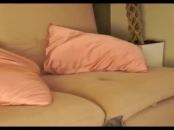 webcam girl mona_elisa live cam image #10988003
