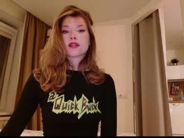 webcam girl bitter_moon live cam image #5999589