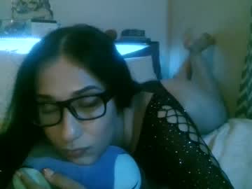 webcam girl queenouid live cam image #10585423