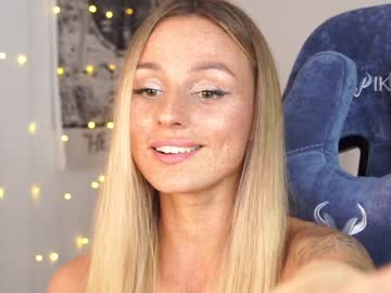 webcam girl artease live cam image #7083278