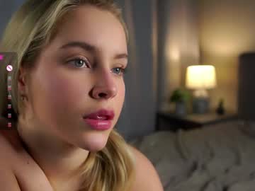 webcam girl lipswithsmileonthem live cam image #11558614