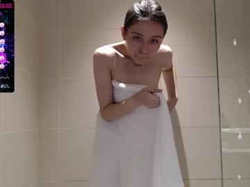 webcam girl light_in_the_night live cam image #6662602