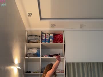 webcam girl girl_next_door19 live cam image #9592974