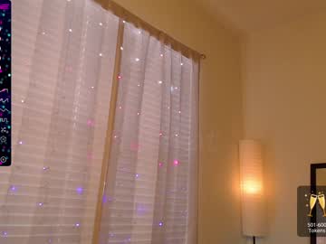 webcam girl petitebrat live cam image #6607760