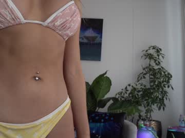 webcam girl beyllove_d live cam image #1732964