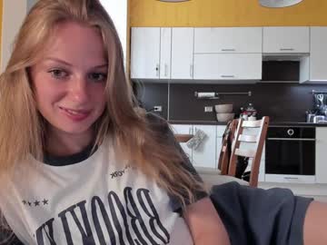 webcam girl magic_couple13 live cam image #9689806