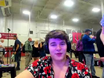 webcam man thejohnnystone live cam image #893202