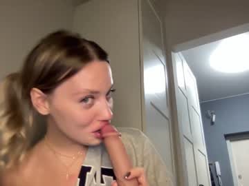webcam girl angel_from_sky live cam image #4412977