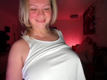 webcam girl kiradivine live cam image #1678008
