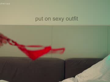 webcam girl artmosphera live cam image #9003634