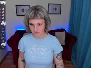 webcam girl yolandi_toit live cam image #3142564