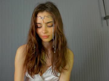 webcam girl scarletmore live cam image #9097519