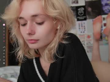 webcam girl mxxnsxsul live cam image #10837229