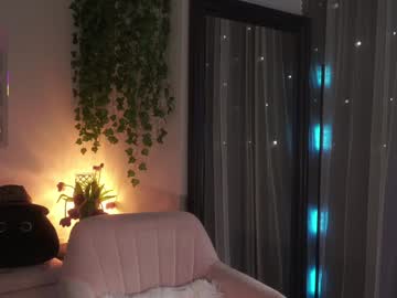 webcam girl mysticxkitty live cam image #12749190