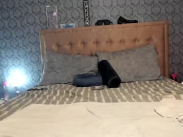 webcam couple lenoreandjasonsroom live cam image #1207606