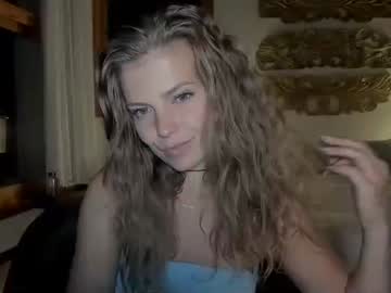 webcam girl kosmickate live cam image #4398716