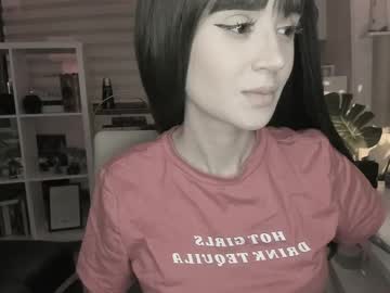 webcam girl lonelly_lolly98 live cam image #12613711