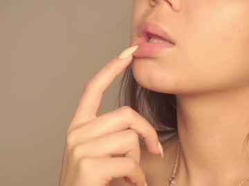 webcam girl helenmoors live cam image #5518363