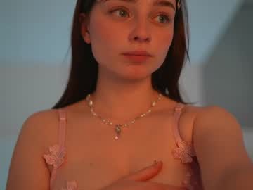 webcam girl floret_joy live cam image #7602983