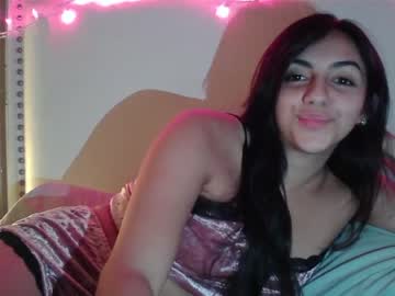 webcam girl genesismoselle live cam image #6078890