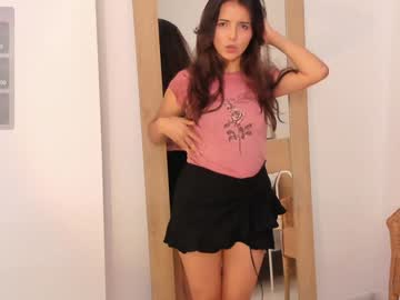 webcam girl raychell_black live cam image #12913823