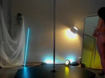 webcam girl _meganmeow_ live cam image #5658863