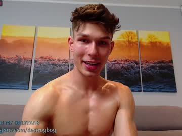 webcam man destroy_boy live cam image #3070200