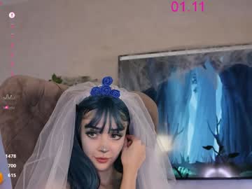 webcam girl lissa_meooow live cam image #10925612