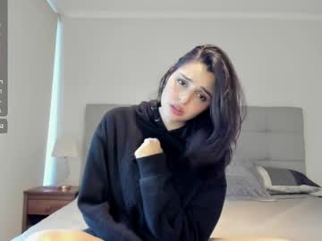 webcam girl yourfreakygirl live cam image #12585330