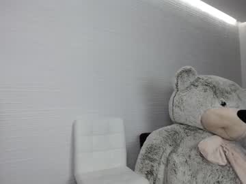 webcam girl yana_squrel_22 live cam image #3999584