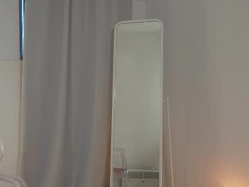 webcam girl silent_chill live cam image #12061463