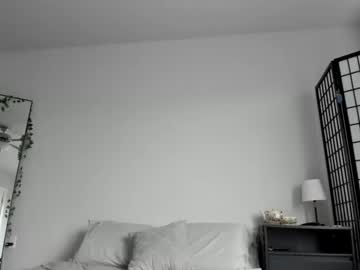 webcam girl xlunaskye live cam image #11471292