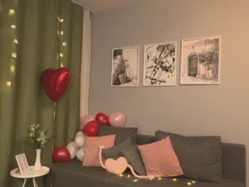 webcam couple christine_bae live cam image #8529131