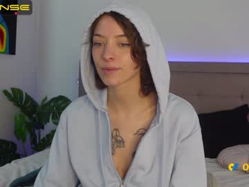 webcam girl agelina_summer live cam image #4640648