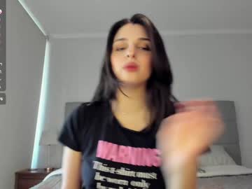 webcam girl yourfreakygirl live cam image #12923415