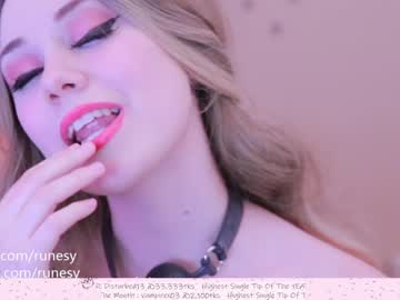 webcam girl runesy live cam image #963375