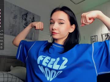 webcam girl riskyproject live cam image #8360203