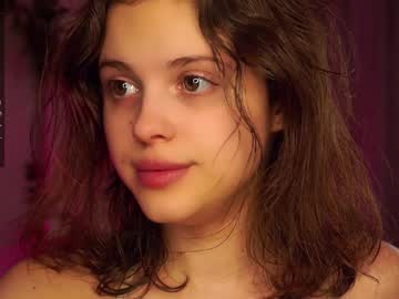 webcam girl a_whole_eternity live cam image #9610770